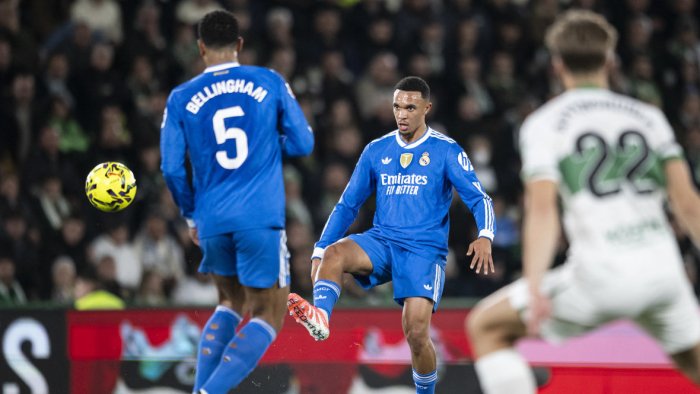 Ла Лига. "Реал" "Эльче" майдонида аранг мағлубиятдан қутилиб қолди (ВИДЕО)