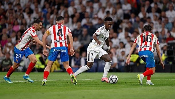 «Реал» ўз майдонидаги кутилмаган дуранг сабаб чемпионлик учун имкониятларини янада пасайтириб юборди (ВИДЕО)