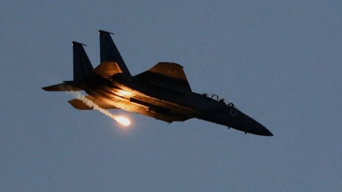 Isroil Rafahda havodan hujum qilinganini ma’lum qildi — SAXAL uchta aviahujum bilan javob berdi. Bu G‘azodagi sulhning tugashimi?