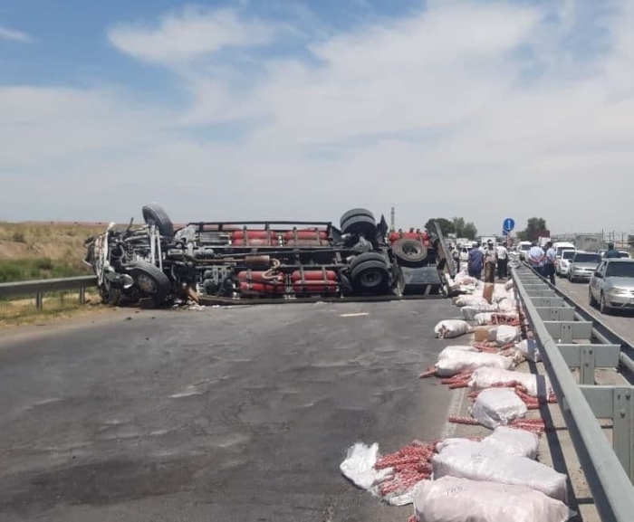 Сирдарёда «Дамас», «Isuzu» ва «Нексия» иштирокида ЙТҲ содир бўлди