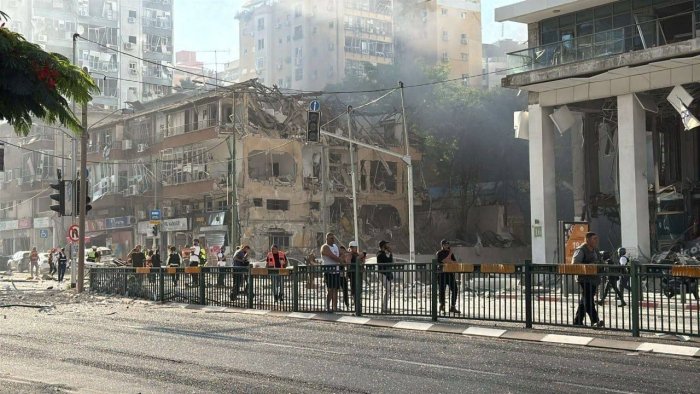 Эроннинг Исроилга тонгги ҳужумлари оқибатида жароҳатланганлар сони 65 кишига етди