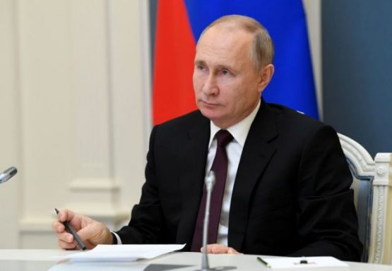 Putin yangi qonunni imzoladi: Endi Rossiyada sobiq prezidentlarga umrbod senator bo‘lish huquqini beriladi