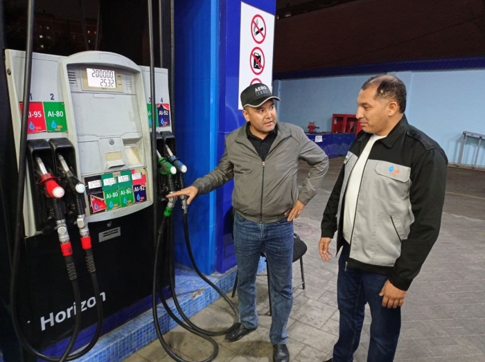 Кушербаев  бензин нархларни ўрганиб чиқди