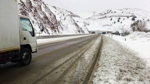 Қамчиқ довонида ёмғир-қор: ҳайдовчилардан эҳтиёт чораларини кўриш талаб этилмоқда