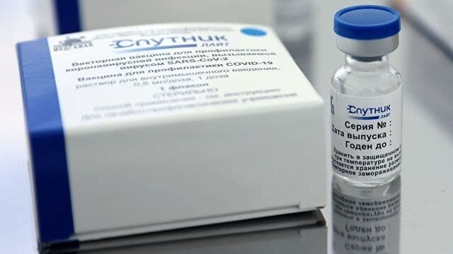 Rossiyada o‘smirlar uchun vaksina ro‘yxatdan o‘tkazildi