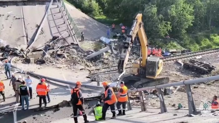 Bryansk viloyatida poyezd halokati tufayli jabrlanganlar soni 104 nafarga yetdi