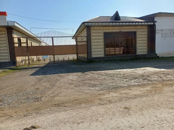 Jizzaxda kreditdan qarzdor MCHJning garaji xatlandi