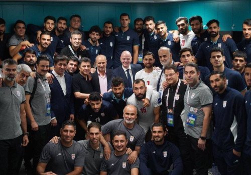 Kuyov qaynonasini sikdi (YouTube) Katta kokrakli yosh qizlar rus porno