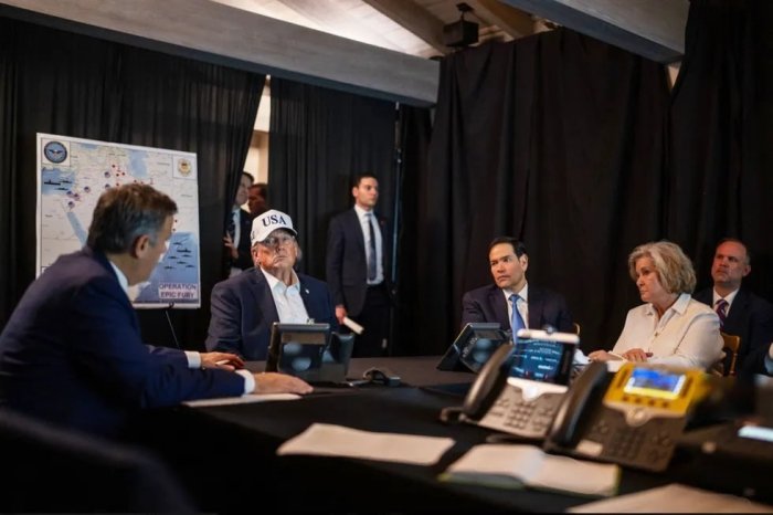 Трамп Испания билан савдони тўхтатишини айтди