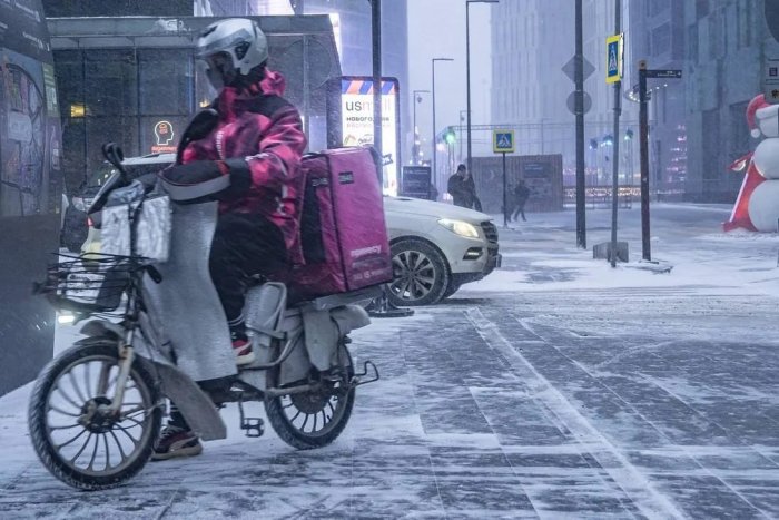 Sobyanin Moskvada kuryerlarni taqiqlashga qarshi bo‘ldi 