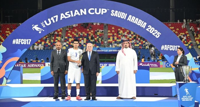 Ҳамюртимиз ОФК томонидан йилнинг энг яхши ёш футболчиси бўлишга номзод бўлди