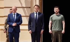 Makron va Shols Zelenskiyni taslim bo‘lishga chaqirdi