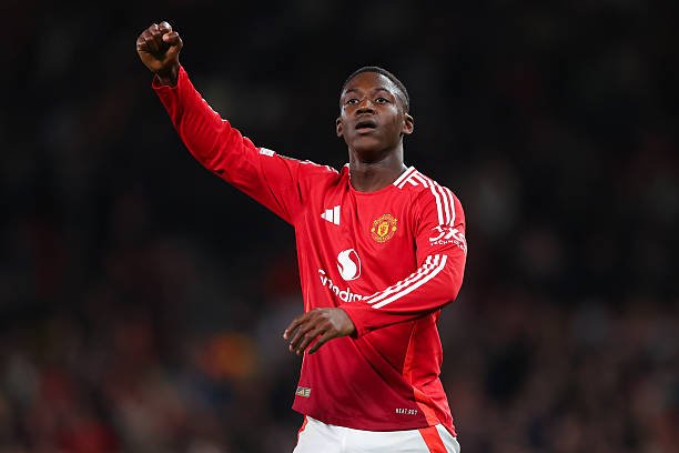 "Манчестер Сити" "Манчестер Юнайтед" футболчисини нишонга олди