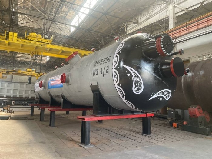 Turmush ortogida ikki azo 1 qizda 3 erkak