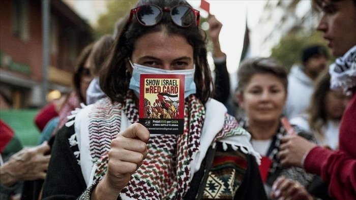 Италияда Исроил билан ўйинга қарши норозилик акцияси бўлиб ўтди