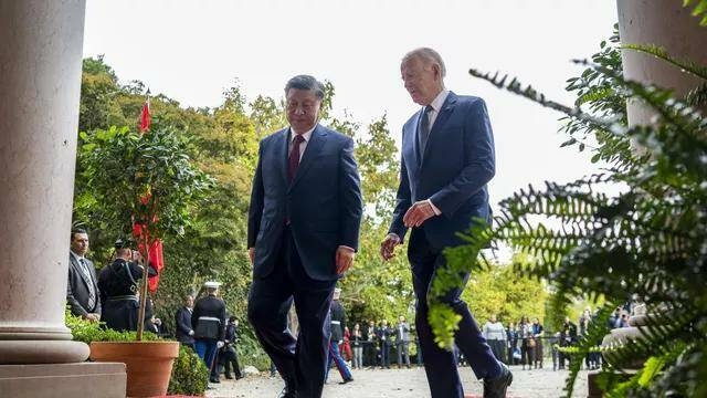 АҚШ ва Хитой раҳбарлари қўшимча учрашув ўтказади АҚШ ва Хитой раҳбарлари қўшимча учрашув ўтказади