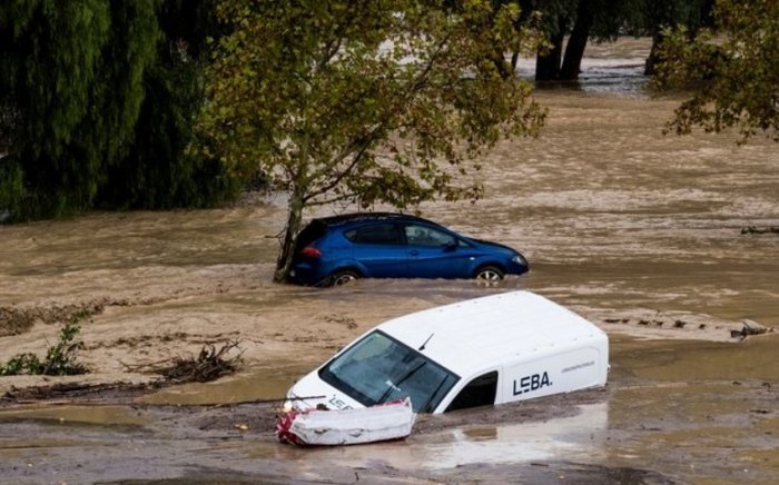 Ispaniyada suv toshqini oqibatida halok bo‘lganlar soni oshishda davom etmoqda