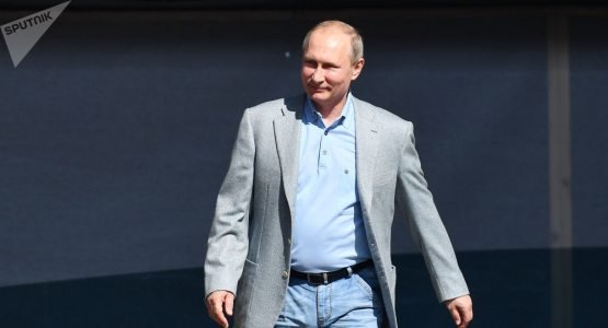 Shavkat Mirziyoyev Putin nega o‘zbeklarga tan berganini aytdi