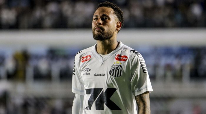 Неймарнинг олдида икки йўл бор