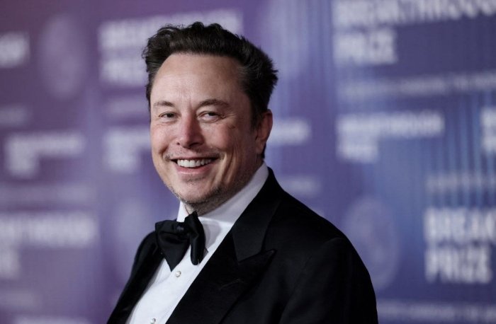Илон Маск тарихда бойлиги 600 миллиард доллардан ошган биринчи инсонга айланди — Forbes 