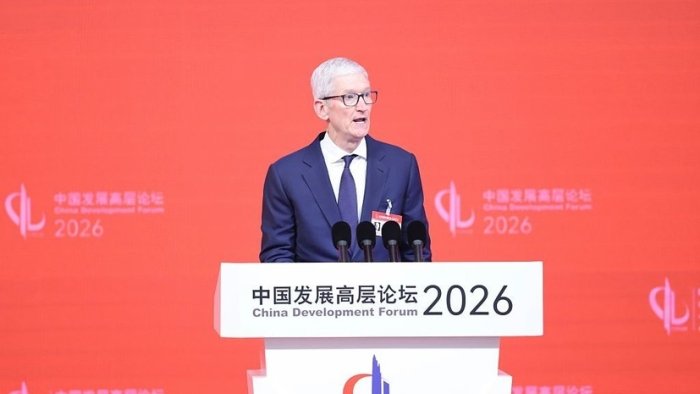 «Apple»да катта ўзгариш: Тим Кук бош директор лавозимини тарк этмоқда