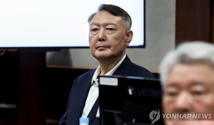 Жанубий Корея собиқ президенти Юн Сок Ёл 30 йилга қамалди