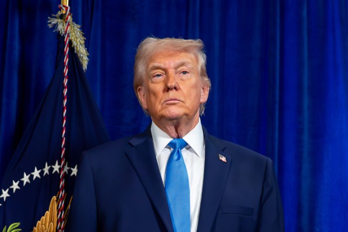 Трамп Ғазони қайта тиклаш учун 5 миллиард доллар ва тинчликпарвар кучлар юборилишини эълон қилди