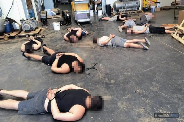 Туркия футболида "ишкал": Ноқонуний қимор ўйинларига қарши операцияда 36 киши қўлга олинди