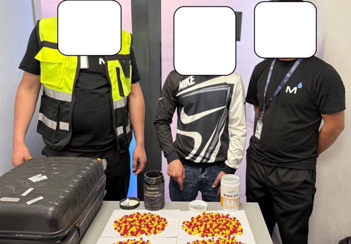 Спорт озуқаси капсулалари ичида "жон сақлаган" синтетик наркотиклар фош бўлди