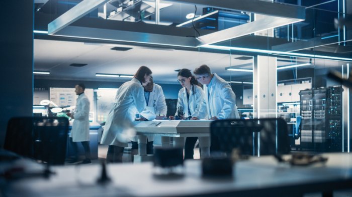 Эронлик олимлар 2024 йилда икки марта яширин равишда Россияга борган