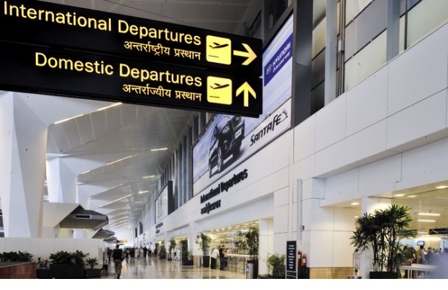 Ikki nafar o‘zbekistonlik katta miqdorda tilla buyumlarini Hindistonga noqonuniy yo‘l bilan olib kirishga urinayotganda ushlandi