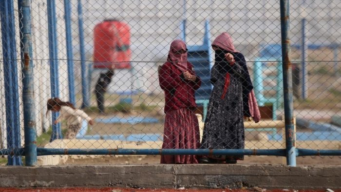 Iroq Suriya lagerlaridan ko‘chirilgan ISHISh gumonlanuvchilari bo‘yicha tekshiruvlarni boshladi