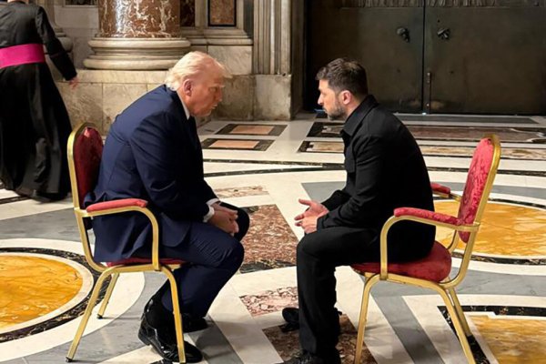 Трамп Зеленский билан учрашувни давом эттиришдан бош тортди