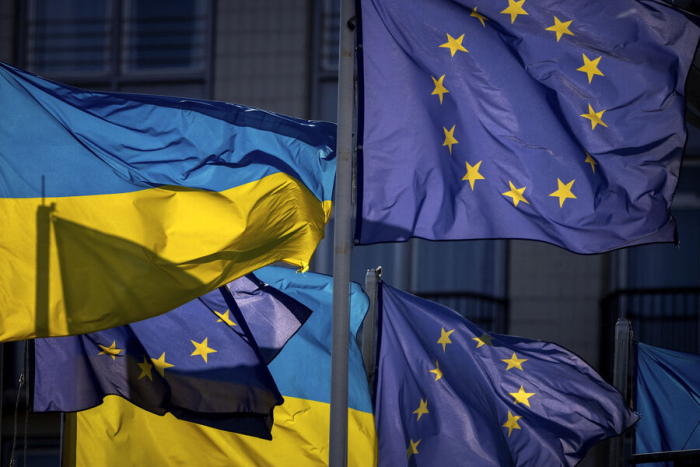 Evropa Ittifoqi Ukrainaga yordam berishda cheklovlar mavjudligini tan oldi