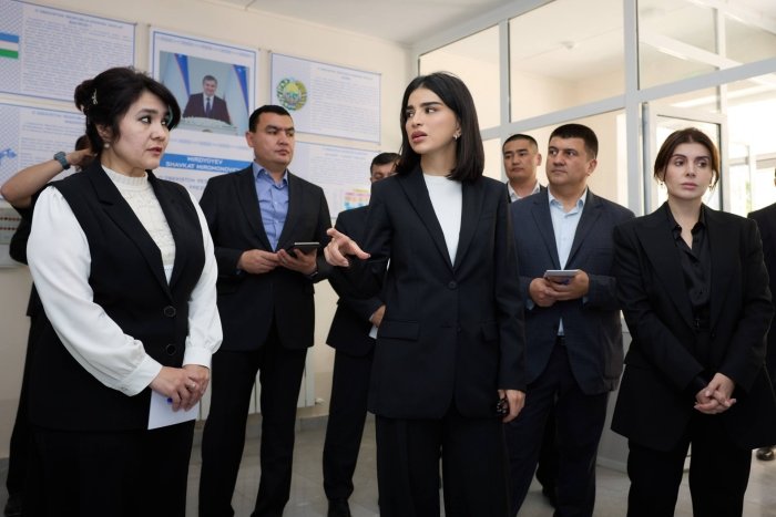 Саида Мирзиёева Хоразмда Президентнинг вилоятни ижтимоий ривожлантиришга қаратилган қарорлари ижросини ўрганяпти