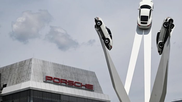 Porsche kompaniyasining foydasi 91 foizga kamaydi