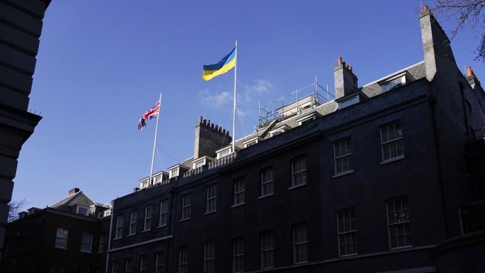 Британия Россиянинг 10,6 миллиард долларлик активларини Украинага ўтказишга тайёр