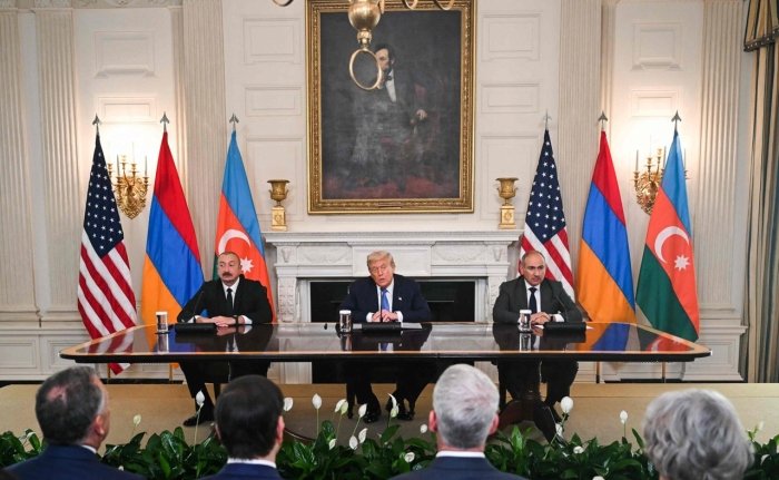 Эрон генерали Алиев ва Пашинянни Зеленскийнинг хатосини такрорлаётганликда айблади