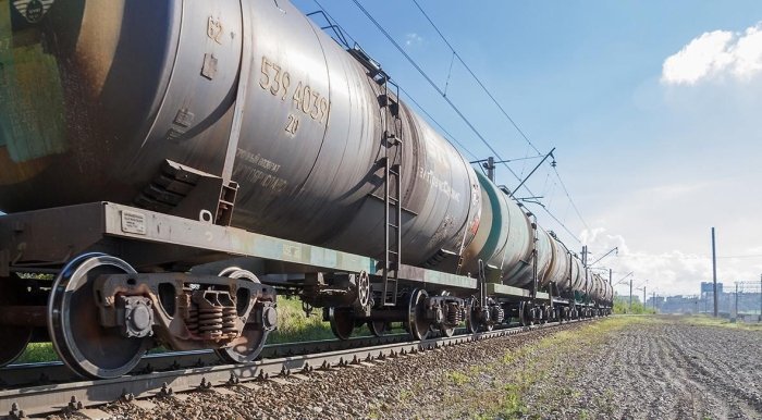 Rossiyada benzin eksportiga qo‘yilgan taqiq yana uzaytirildi