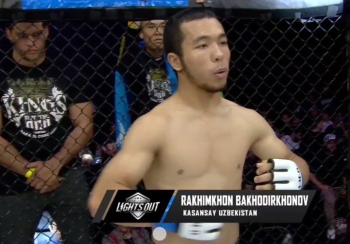 Rahimxon Bahodirxonov AQShda professional MMAda o‘z faoliyatini boshlamoqda (FOTOGALEREYa)