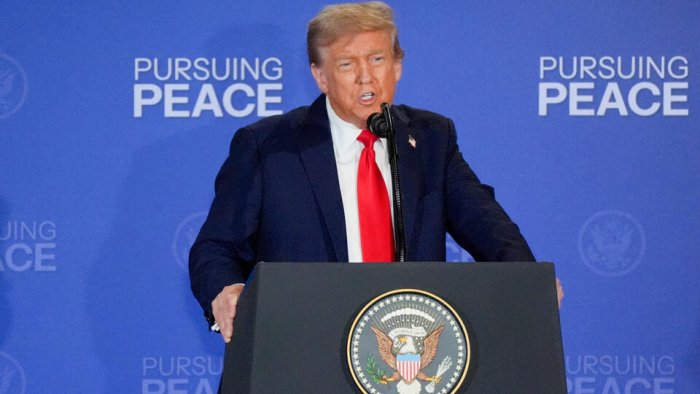 Трамп: "Путин Ғазодаги тинчлик режасини қўллаб-қувватлади"