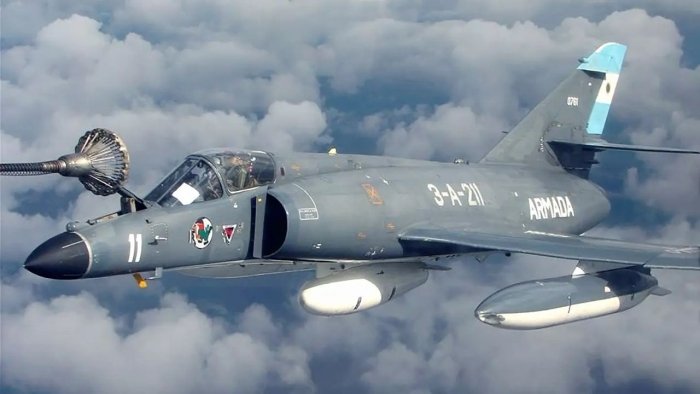 Argentina harbiy samolyotlarini Ukrainaga bermaslikni va’da qildi