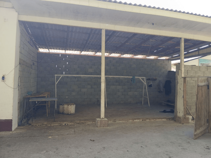 Халқ банкидан 2,7 млрд сўмлик қарз учун фермернинг молхона ва сўйиш шохобчаси хатланди