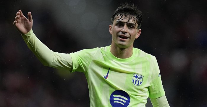 Педри идеал футболчи қандай бўлишини айтди