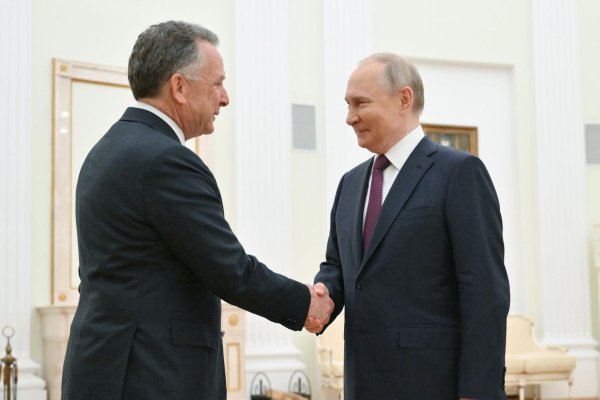 Путин ва Трампнинг махсус элчиси учрашди: Россия ва Украина ўртасидаги тўғридан-тўғри музокаралар муҳокама қилинди
