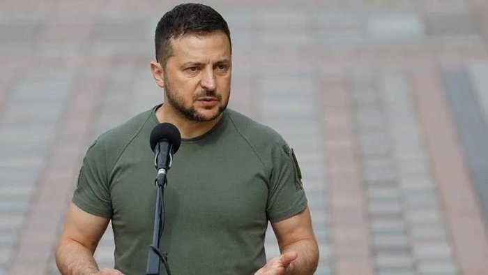 Зеленский Путиннинг “Ғалаба куни” муносабати билан 3 кунлик сулҳ таклифини рад этди ва ўт очишни 30 кун давомида тўхтатишни талаб қилмоқда —  “Интерфакс-Украина” 