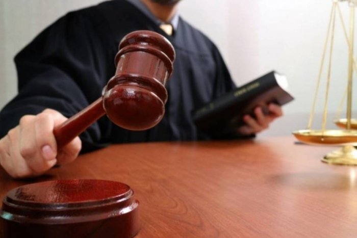 Россия ва Украина ўртасидаги урушда қатнашган ўзбекистонликка суд ҳукми ўқилди