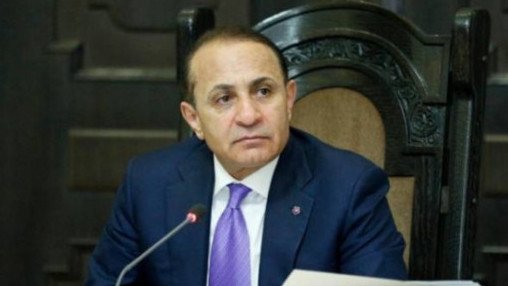 Armanistonda sobiq bosh vazir qo‘lga olindi Armanistonda sobiq bosh vazir qo‘lga olindi