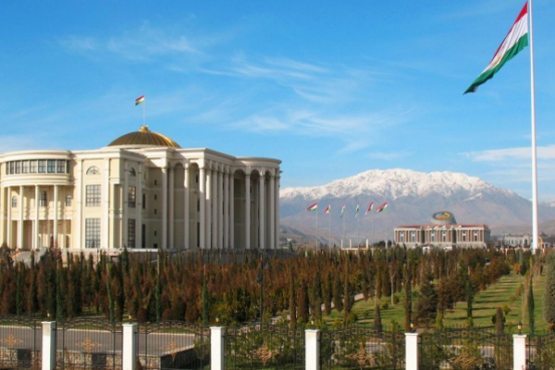 Markaziy Osiyoda Dushanbe birinchi bo‘lib kovidga qarshi emlash rejasini oshig‘i bilan bajardi