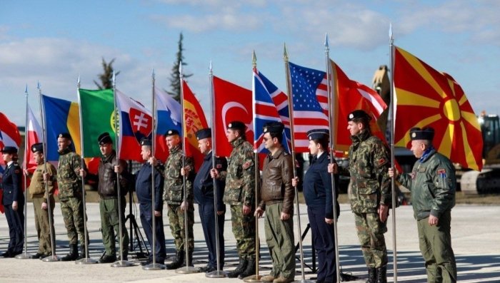  Евроиттифоқ АҚШдан Европадаги ҳарбий иштирокини қисқартирмасликни сўради